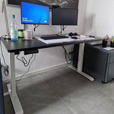Deskspace Pro Höhenverstellbarer Schreibtisch