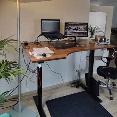 Deskspace Pro Höhenverstellbarer Schreibtisch