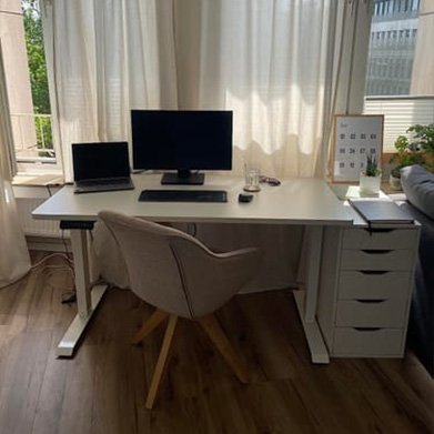 Deskspace Pro Höhenverstellbarer Schreibtisch